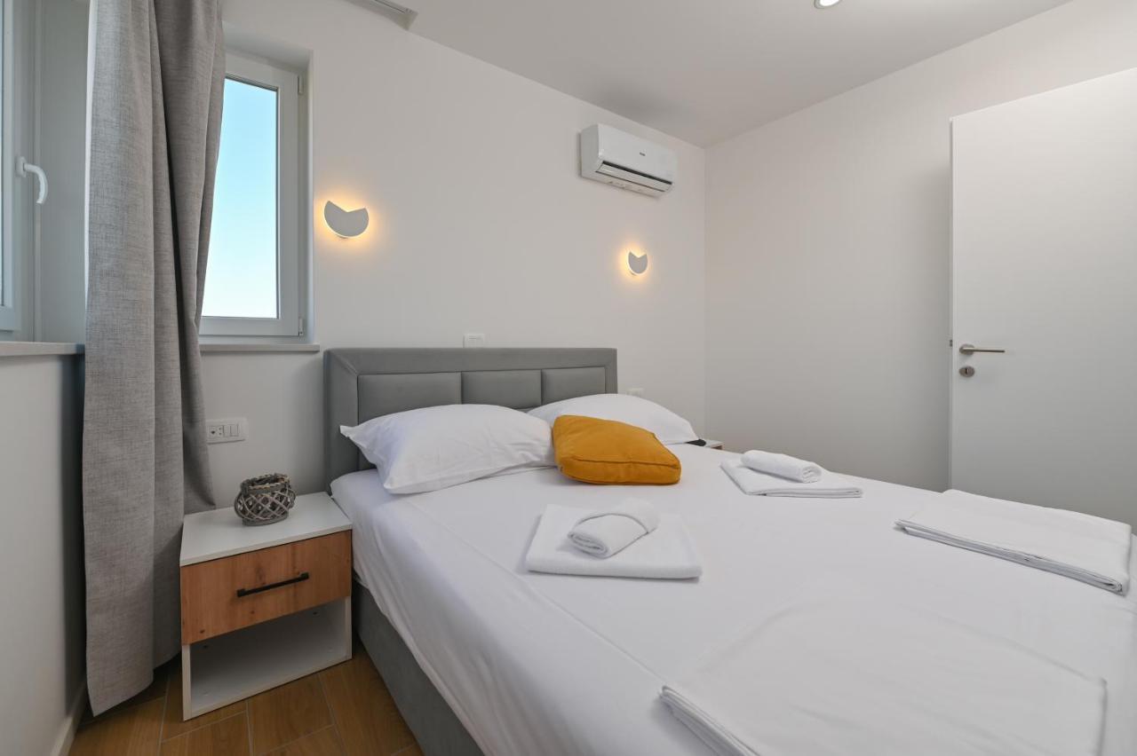 Pansion Comfort Lepar โนวาลยา ภายนอก รูปภาพ