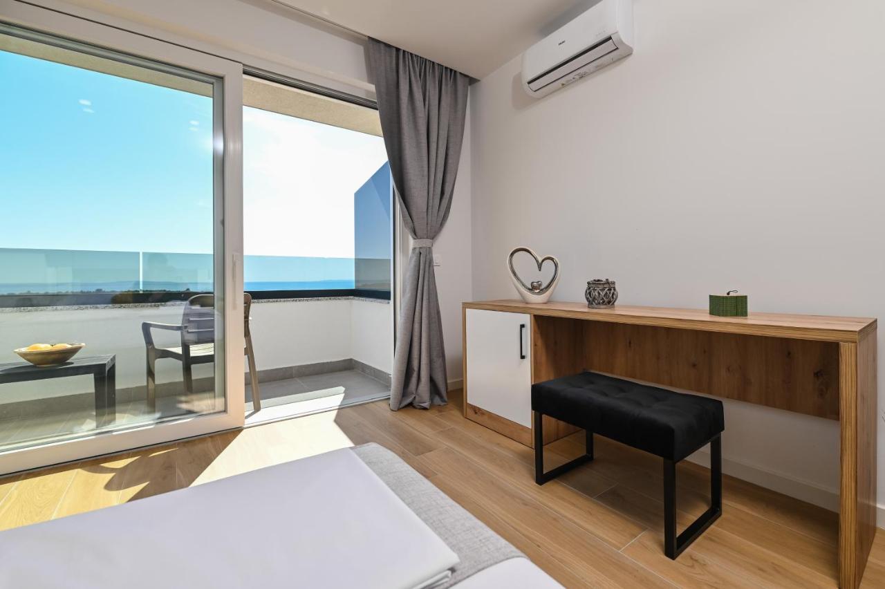 Pansion Comfort Lepar โนวาลยา ภายนอก รูปภาพ