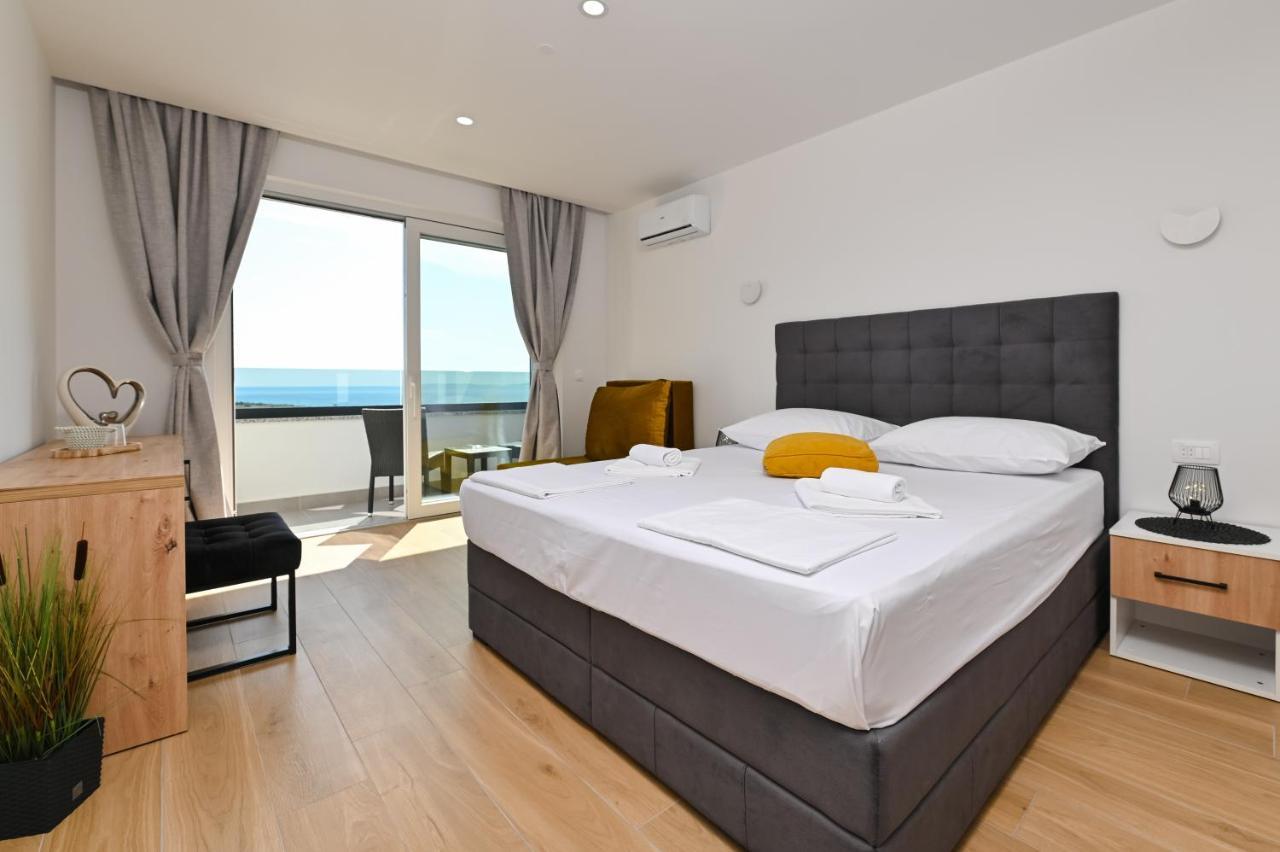 Pansion Comfort Lepar โนวาลยา ภายนอก รูปภาพ