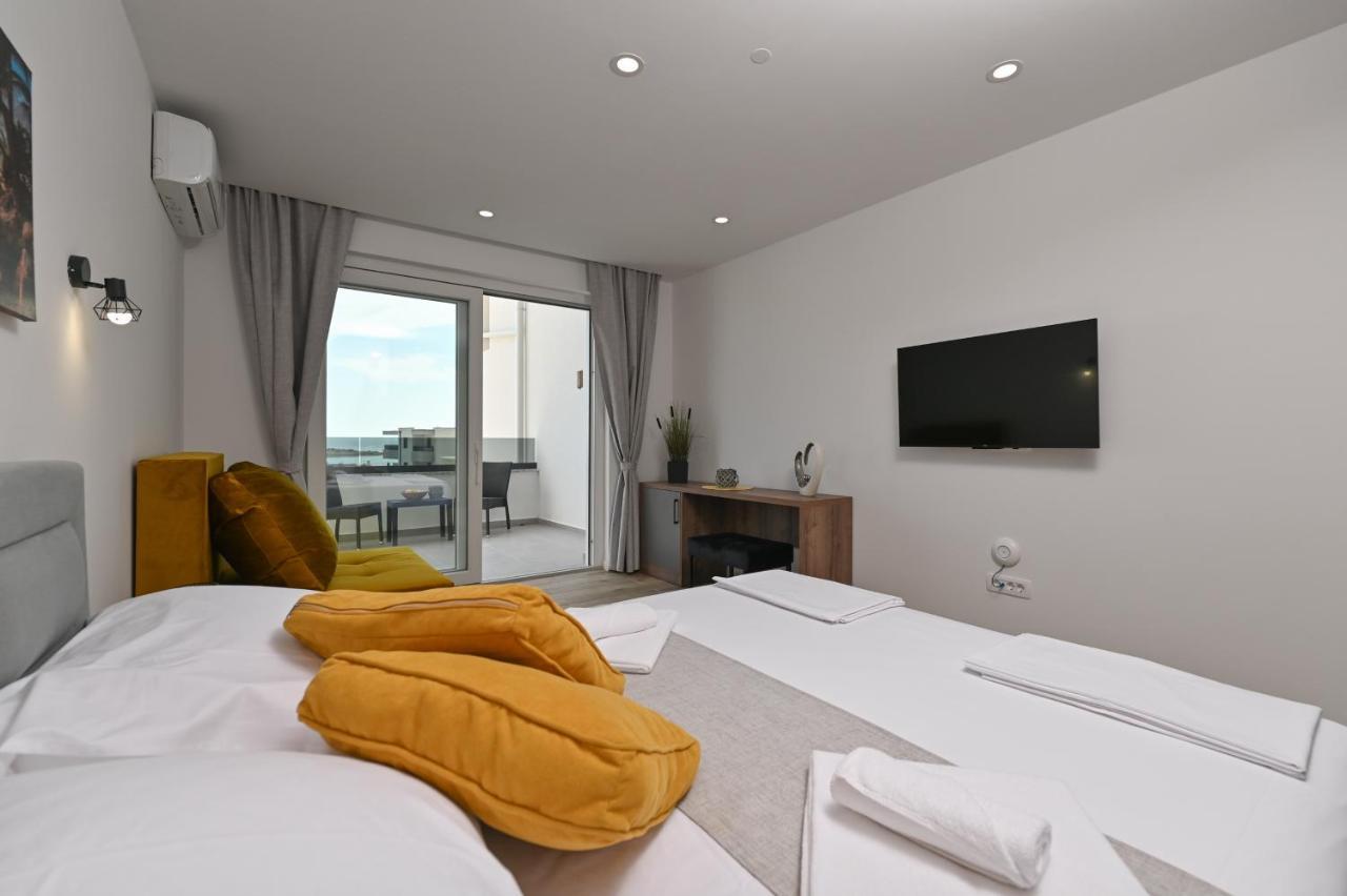 Pansion Comfort Lepar โนวาลยา ภายนอก รูปภาพ